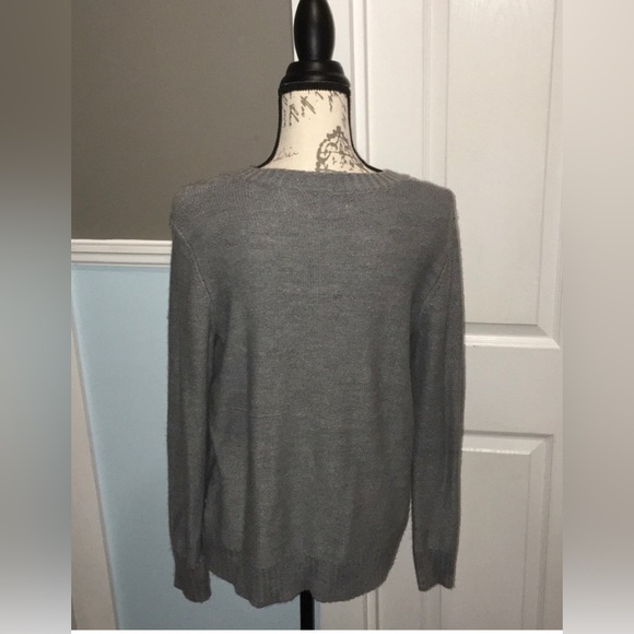 Heather Gray Knit Sweater, long sleeves large medium weight material, NWOT - Picture 5 of 7